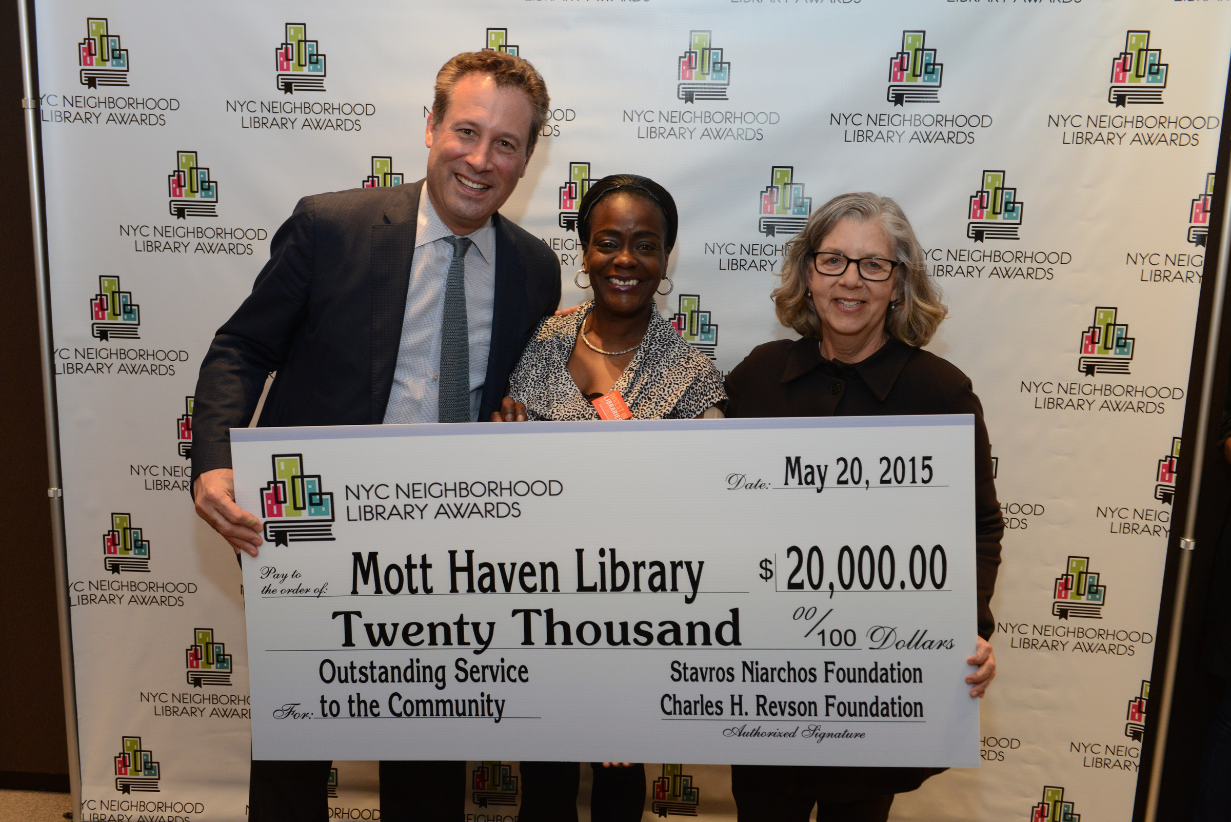 L to R: NYPL President Tony Marx, Mott Haven Library Manager Jeanine Thomas-Cross, and Library Awards Judge Maira Kalman